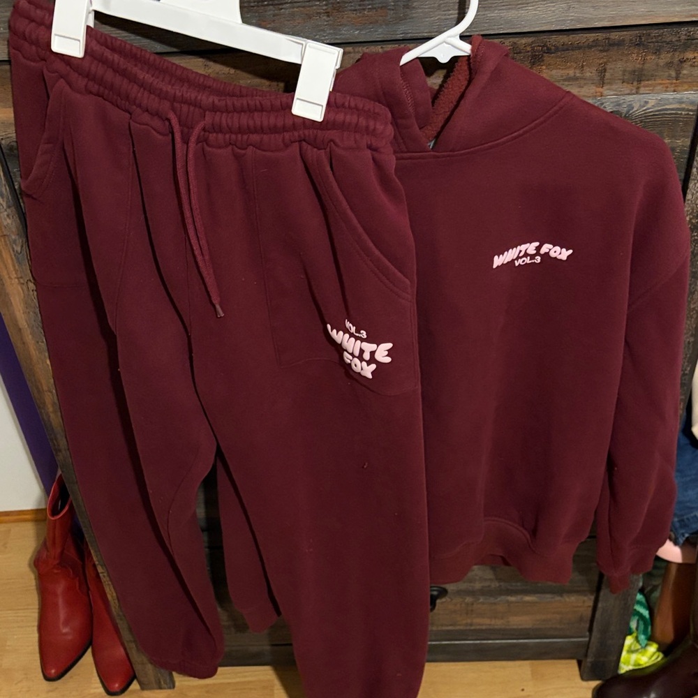 Like New White Fox Boutique Set